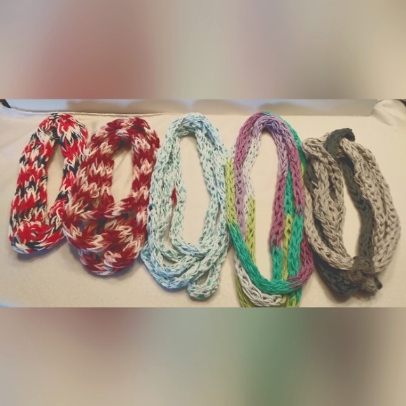 Handmade Knitted Infinity Season Scarf Necklaces Lot of 5 - Picture 1 of 11